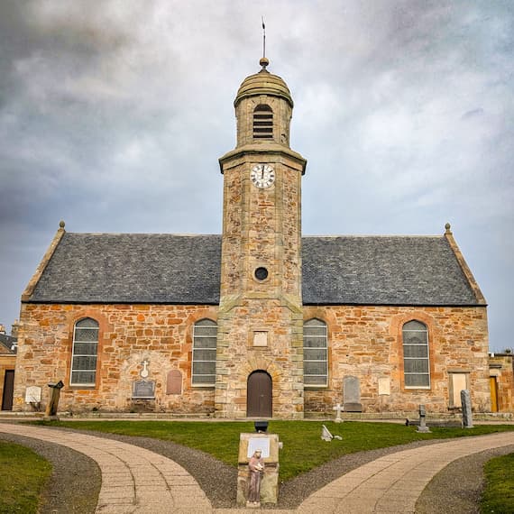 Elie Kirk